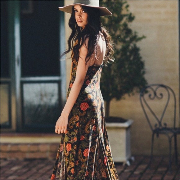 Spell and the gypsy etienne maxi slip slit strappy dress fit and flare floral - Picture 3 of 17
